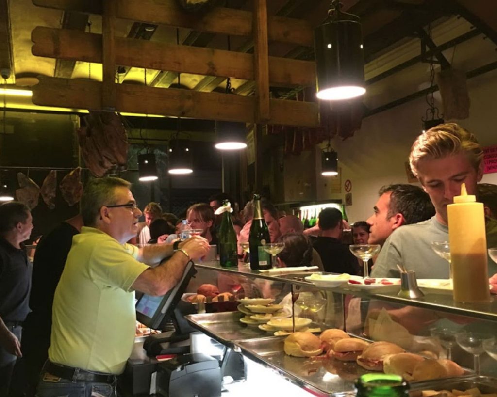 Best Barcelona restaurants, exceptional food in 2023 5 Restaurant recommendations Barcelona spain